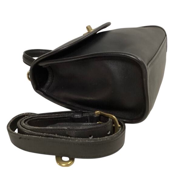 vintage Coach Regina black leather bag (style 9983) brass hardware - Picture 5 of 7